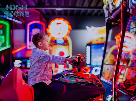 1,5 uur onbeperkt gamen bij Highscore Kijkduin