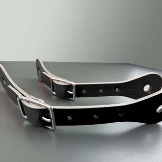 1 Paar Western Horse Spurs Low-Carbon Staal Paardrijden Apparatuur Paardensport Paard Racing Decoratieve Accessoires Strap ( zwart )