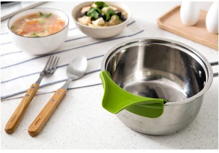 1 PC Anti-spill Siliconen Slip Op Giet Soep Uitloop Trechter voor Potten Pannen en Kommen en Potten Keuken gadget Tool OK 0258