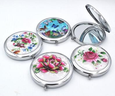 1 pcs Mini Make-Up Compacte Pocket Spiegel Bloem Vlinder Metalen Draagbare Twee-side Folding Make-Up Spiegel Vintage Cosmetische Spiegels