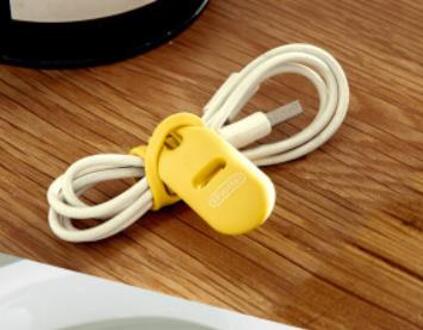 1 Pcs Toiletbril Houder Lifter Sanitaire Dicht Kruk Seat Cover Lift Handvat Toilet Seat Cover Lifter Badkamer Huis Schoonmaken tool geel