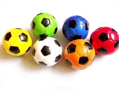 1 Pcs Voetbal Hand Massager Bal Oefening Zachte Elastische Squeeze Stress Reliever Ballen Kleurrijke Massage Tool Willekeurige