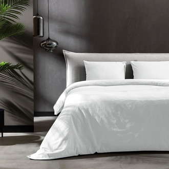 1+1 Gratis Dekbedovertrek Katoen Flanel - Uni - Wit - Lits-Jumeaux (240x220 Cm) - Wit Flanel - Effen - Fresh And Co - Dekbed-Discounter.nl