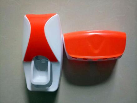 1 Set 5 Kleuren Automatische Tandpasta Dispenser Set 5 Tandenborstelhouder Wall Mount Badkamer Benodigdheden Toiletartikelen oranje