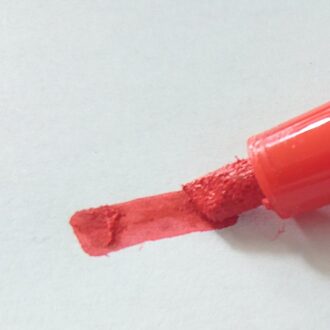 1 set Plastic Bijenkoningin Markering Kooi en Bee Markeerstift Marker Fles met Plunger Capture Koningin Bijenteelt Apparatuur cage en rood pen