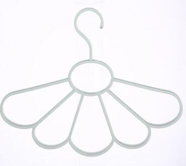 1 st Mode Nordic Wind Fan Sjaal Sjaal Hanger Frame Bloemblaadje Multifunctionele Tie Riem Opbergrek Gaten Houder ND 0212 groen