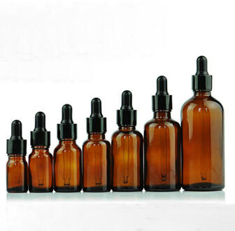 10 pcs x 100 ml Amber Glas veiligheid cap rubberen hoofd Reagens dropper fles, glazen fles essentiële olie