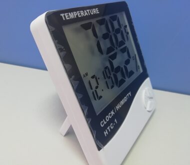 10 Stks/partij HTC-1 Lcd Digitale Thermometer Hydrometer Indoor En Externe Temperatuur En Vochtigheid Tijd Klok Alarm Station