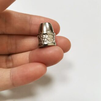 100 Stks/partij Metalen Zinklegering Bel Stoppers Cord Ends Lock Nickle Zwart Goud Brons Voor 5 Mm bungee Cord