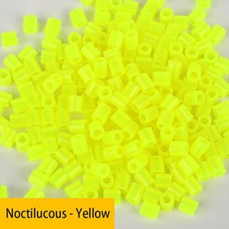 1000 Pcs 5 Mm 7 Kleur Lichtgevende Kralen Voor Kids Hama Kralen Lron Zekering Kralen Diy Puzzels kinderen Speelgoed Voor Puzzel Fluorescence geel