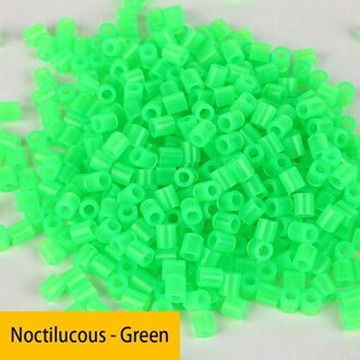 1000 Pcs 5 Mm 7 Kleur Lichtgevende Kralen Voor Kids Hama Kralen Lron Zekering Kralen Diy Puzzels kinderen Speelgoed Voor Puzzel Fluorescence groen