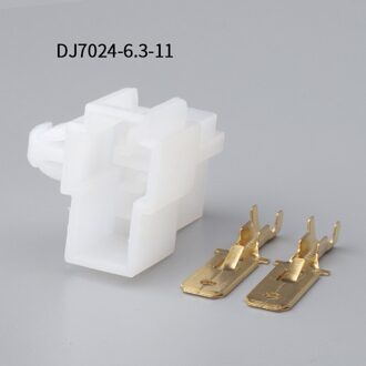 100Sets 2 Pin 6.3Mm Serie Connector Automotive Plug Met Terminal Made In China Voor Auto DJ7024A-6.3-11/21 mannetje full reeks