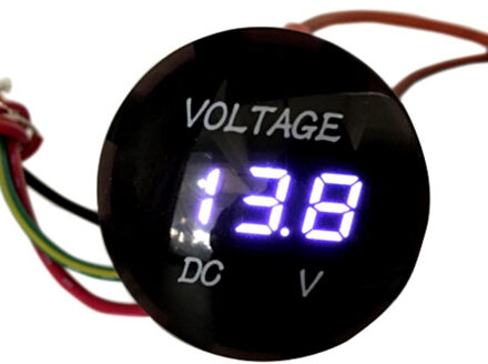 12-24V Automotive Digitale Detectie Dc Auto Motor Digitale Voltmeter 15 Cm X 4 Cm X 15cm wit