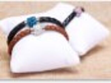 12 stks Kleine Linnen Armband Horloge Kussen Sieraden Displays 8 cm * 8 cm wit