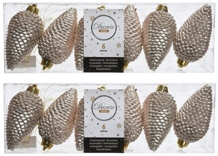 12x Kunststof dennenappel kerstballen glitter licht parel/champagne 8 cm kerstboom versiering/decoratie - Kersthangers Champagnekleurig