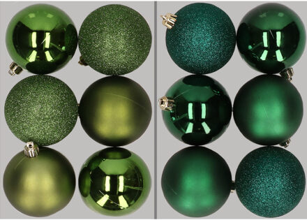 12x stuks kunststof kerstballen mix van appelgroen en donkergroen 8 cm