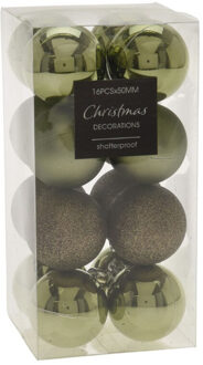16x stuks kerstballen mix groen tinten kunststof 5 cm