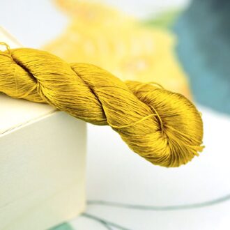 1Pcs/400M Zijde Borduurgaren/100% Zijden Draad/Hand Borduren Borduren Kruissteek/Donker geel Serie/7 Pure Kleuren