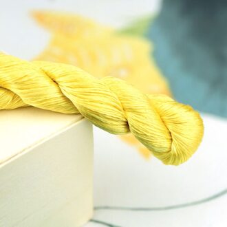 1Pcs/400M Zijde Borduurgaren/100% Zijden Draad/Hand Borduren Borduren Kruissteek/Donker geel Serie/7 Pure Kleuren