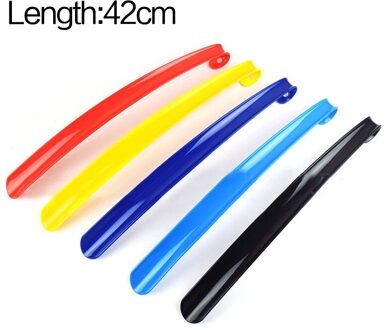 1Pcs 42Cm 58Cm Te Dragen Plastic Handvat Schoenen Hoorn Artefact Pull Pompen Schoenen Professionele Vrouwen Mannen schoenlepel Schoenen Lepel 42cm willekeurig kleur