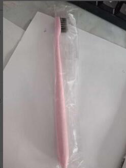 1Pcs Draagbare Reizen Tarwe Stro Handvat Eco Vriendelijke Tandenborstel Zachte Bamboe Houtskool Tandenborstel Tongreiniger Voor Kids Volwassenen 1stk groen