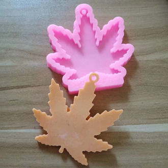 1pcs Hot Sale Shiny Maple Leaf Leaves Silicone Molds For DIY Truck Key Ring Epoxy Resin Mold Craft Custom Keychain