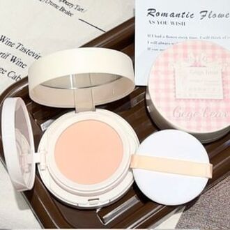 2 in 1 Moisturizing Air Cushion Foundation - 2 Colors #02