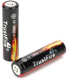 2 PCS/ lot TrustFire Protected 18650 3.7V True 2400mAh Lithium Batteries Rechargeable 18650 Battery for Flashlights