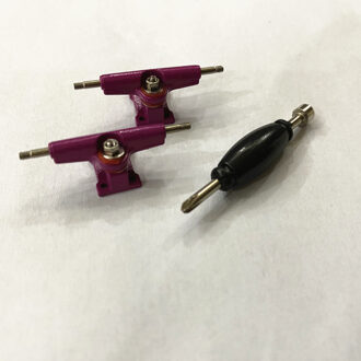 2 Pcs Vrachtwagens Met Schroeven Noten Tool Voor 32 Mm Toets Skateboard Houten Dek Speelgoed Accessoires Paars