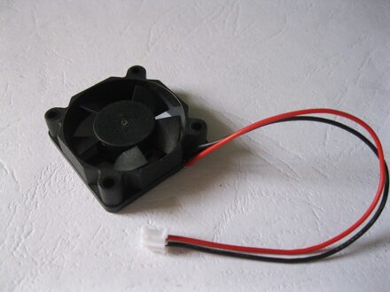 20 stks Borstelloze DC Cooling Fan 5 Blade 3510 s 12 v 35x35x10mm