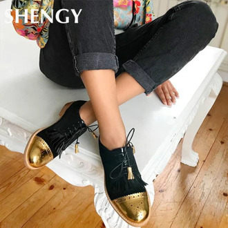 2019 New British Oxford Shoes Woman Lace-up Carving Pointed Toe Slip on Creepers Leather Shoes Women Flats Office Party Shoes