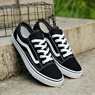 2020 Classic Unisex Couples Shoes Women's Casual Canvas Shoes Fashion Lightweight Lace Up Sneakers Women Male Footwear Sapato