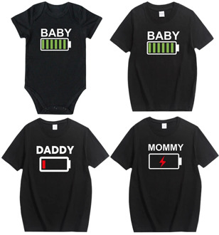 2020 New Family Matching Clothes Look Matching Outfit Funny Battery Clothes Dad Mom Boy Girl T-shirt Daddy Mommy Me Baby Clothes