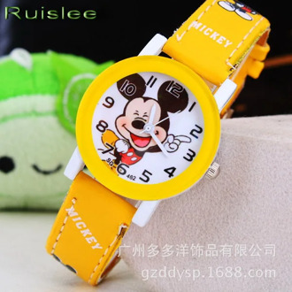 2020 New Fashion Cool Mickey Cartoon WristWatch For Children Girls Leather Digital Watches Kids Boys Christmas Gift Wrist Watch