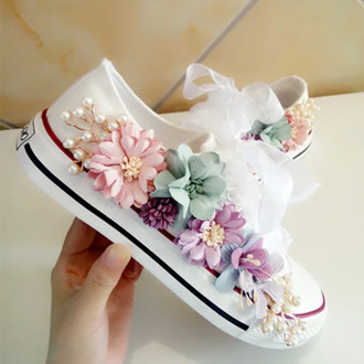 2020 New Sneakers Wedges Canvas shoes Women's casual shoes Women's handmade custom Three-dimensional sequins Flowers White Flat
