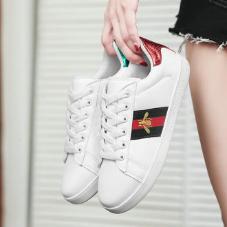 2020 Spring White PU Leather Women Sneakers Fashion Embroidered Bee Flat Womens Platform Sneakers Casual Shoes Zapatos De Mujer