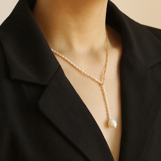 2021 New 100% Natural Freshwater Pearl Choker Necklace for women Gold Color chain cute statement pearl Pendant Jewelry