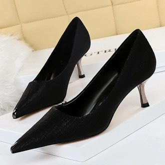 2021 Spring Women Low Kitten Heels Pumps Stiletto Escarpins Red Black Silk 5cm High Heels Ladies Wedding Bridal Stripper Shoes