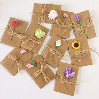 20pcs DIY Kraftpapier Handgemaakte Droge Bloem Uitnodiging Wenskaart met Envelop Kerst trouwbedankjes (Willekeurig Patroon)