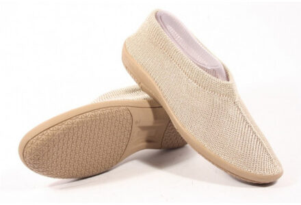 2250 gebreide schoenen - maat 42 Beige