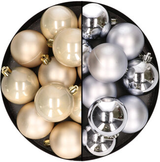 24x stuks kunststof kerstballen mix van zilver en champagne 6 cm