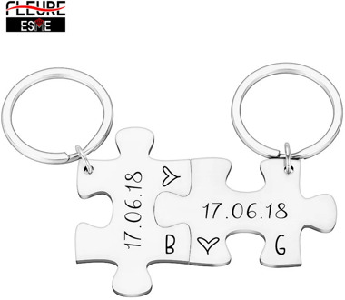2PCS Couple Keychain Gifts for Husband Wife Boyfriend Girlfriend Valentines Customized Date and Two Initials Keychains for Him