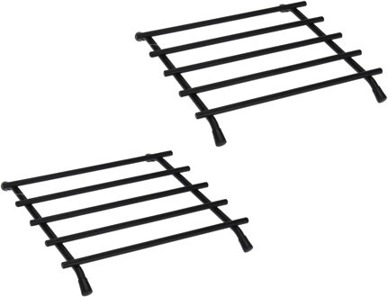 2x Metalen zwarte pannenonderzetters vierkant 20 cm - Keukenbenodigdheden - Kookbenodigdheden - Tafel dekken - Pannenonderzetter - Pannen/schalen onderzetters van metaal