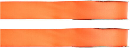 2x Oranje satijnlint rollen 1 cm x 25 meter cadeaulint verpakkingsmateriaal - Cadeaulinten