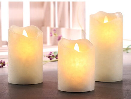 2x Set van 3 Creme witte LED kaarsen/stompkaarsen
