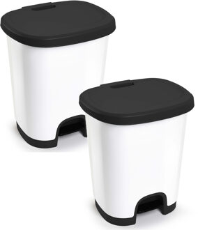 2x Stuks afvalemmer/vuilnisemmer/pedaalemmer 18 liter in het wit/zwart met deksel en pedaal
