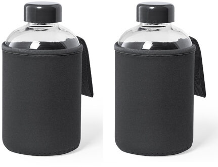 2x Stuks glazen waterfles/drinkfles met zwarte softshell bescherm hoes 600 ml - Drinkflessen Transparant