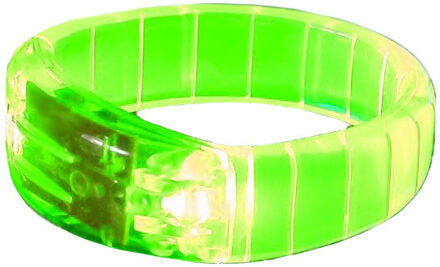 2x stuks groene armdanden met LED licht