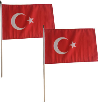 2x stuks luxe zwaaivlag Turkije 30 x 45 cm - Landen thema feestartikelen/versiering