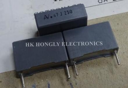 30Pcs R60 Mkt. 1 .22 .47J 250V 0.1Uf 0.22Uf 0.47Uf 100NF 220NF 470NF U1 U22 U47 104 224 474 P = 15Mm Film Condensator R60 0.47UF 250V